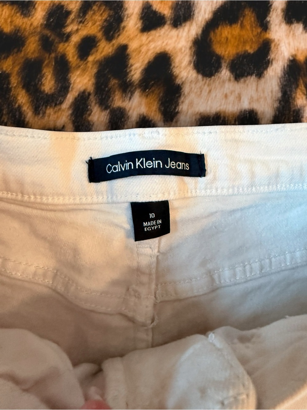Calvin Klein Jeans White Denim Shorts - Picture 3 of 7